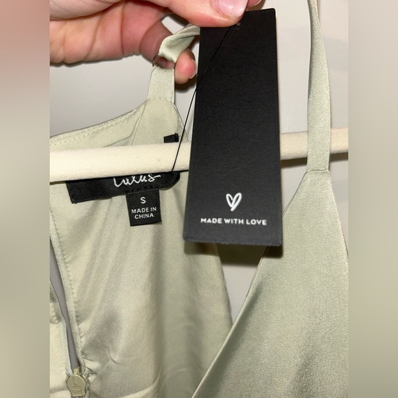 Brand new with tags Lulus Romper! - Picture 5 of 5